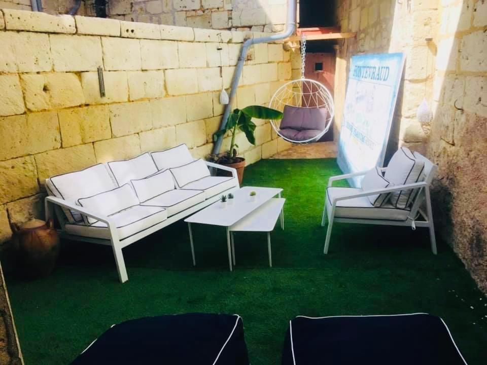 Chez Mimie Les Hotes Фонтевро-Л'Абе Экстерьер фото